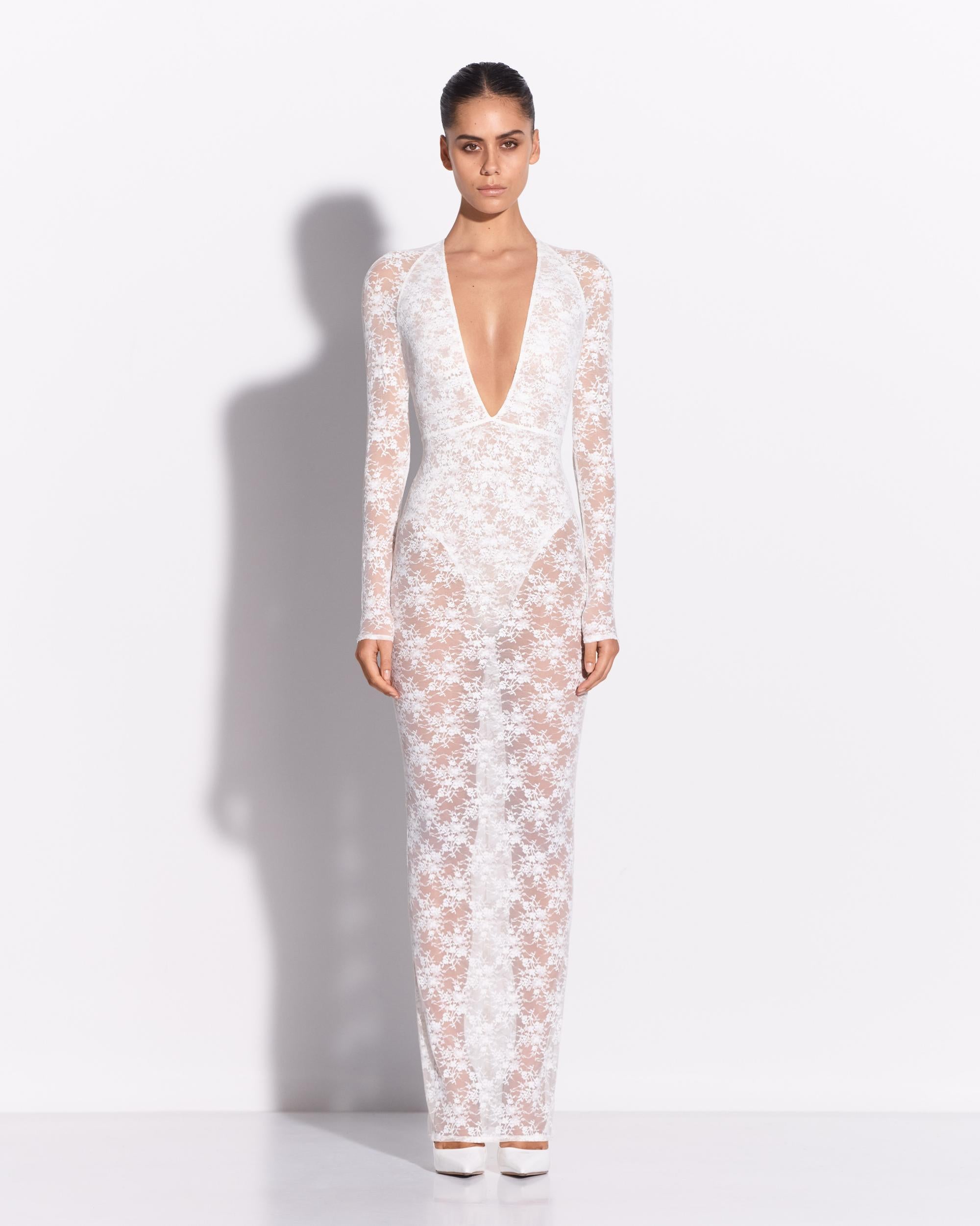 Long Sleeve Halter Column in Lace