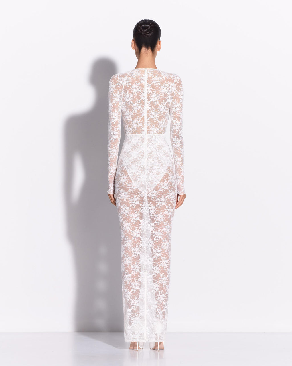 Long Sleeve Halter Column in Lace