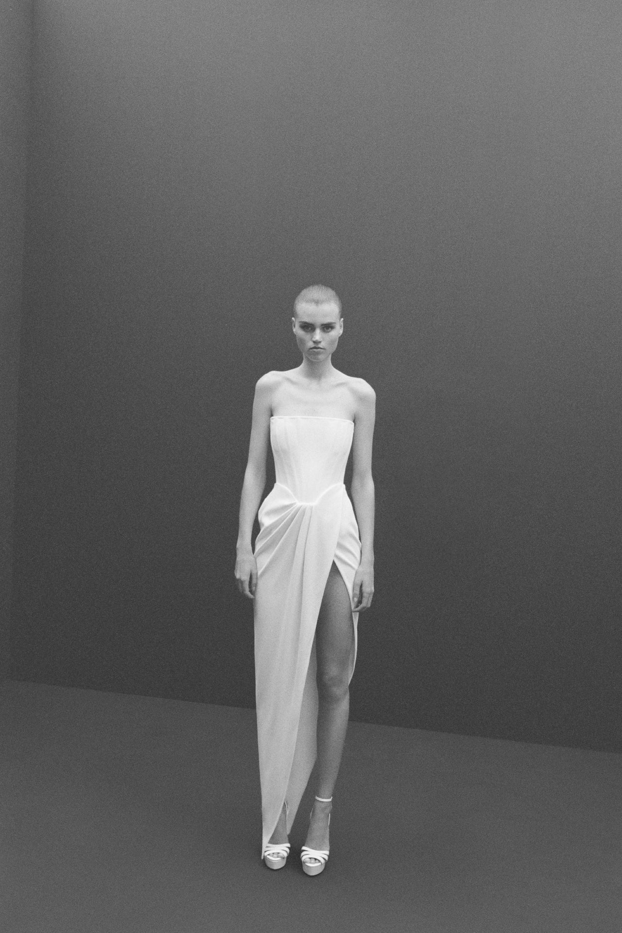 Alex Perry Bride Spring Summer 2025 - Avery