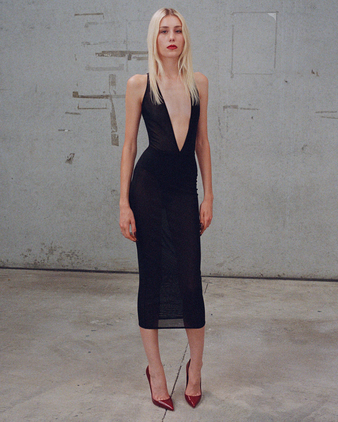 Alex Perry Pre Fall 2025 Look 8 — Halter Dress in Stretch Mesh