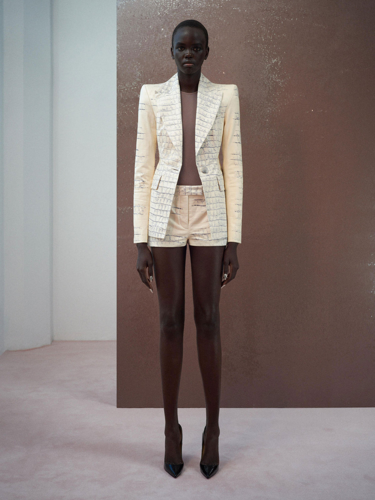 Alex Perry Resort 2026 Look 2 - Single Breasted Fitted Blazer in Embossed Leather, Singlet Bodysuit in Stretch Mesh & Low…