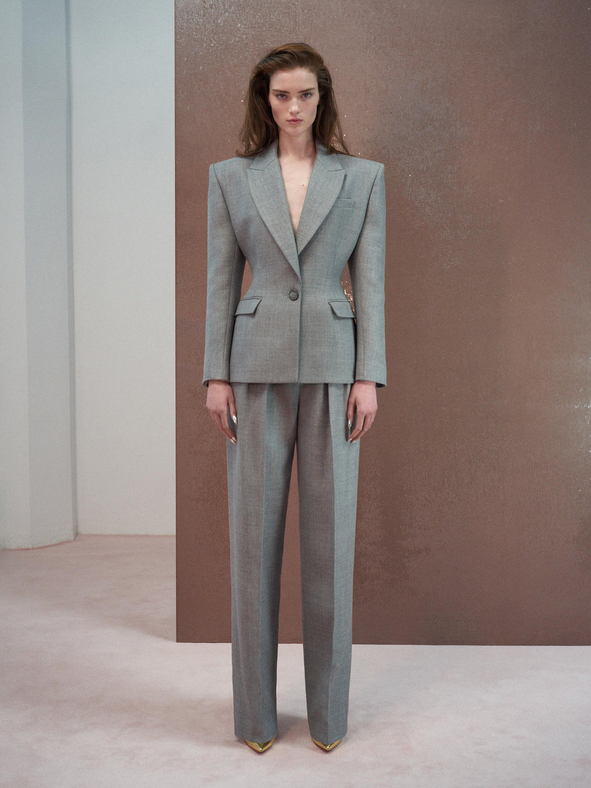 Alex Perry Resort 2026 Look 12 - Single Breasted Contour Blazer in Wool Suiting & Tailored Trouser in Wool Suiting