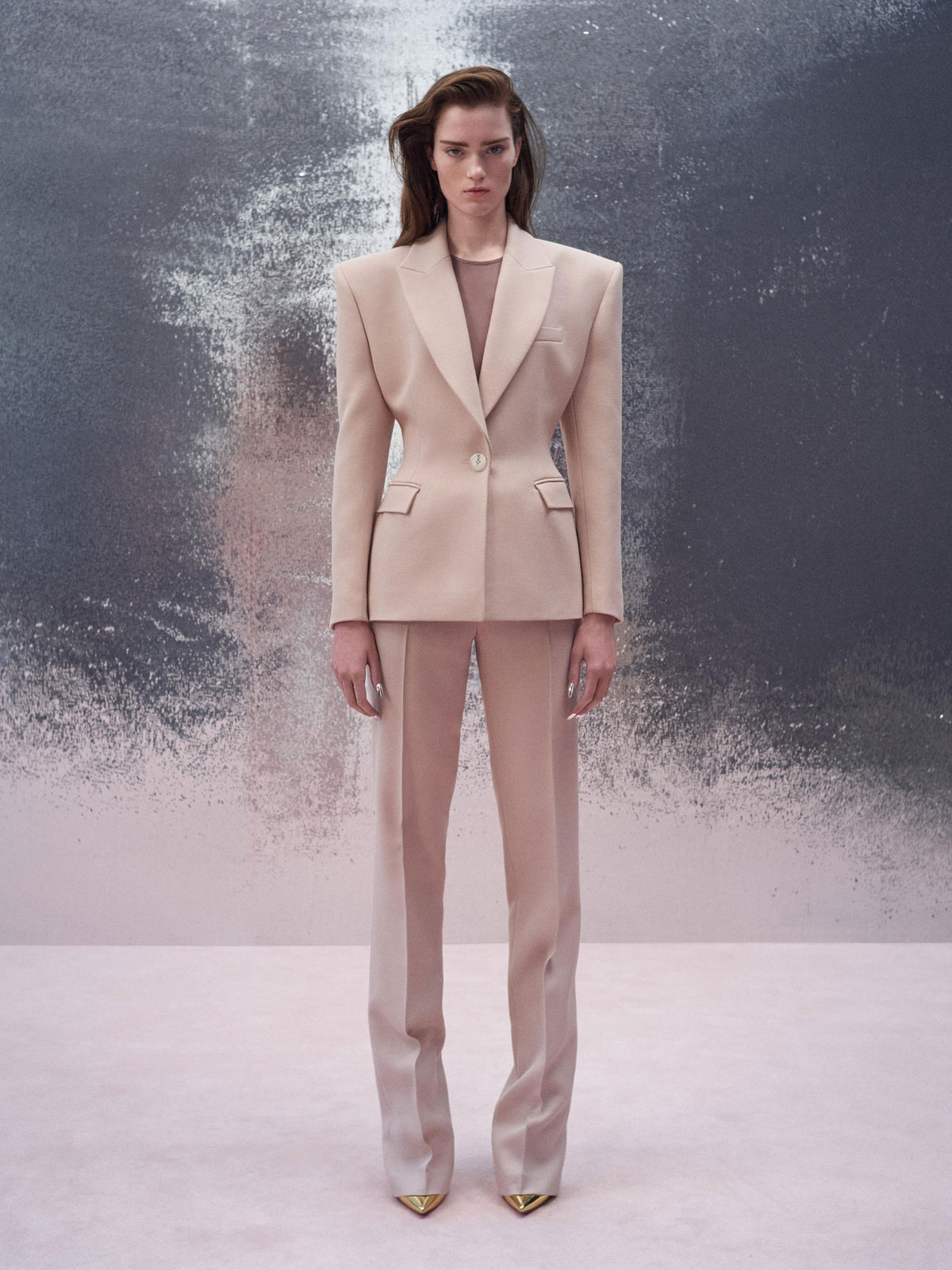 Alex Perry Resort 2026 Look 13 - Single Breasted Contour Blazer in Wool Suiting, Singlet Bodysuit in Stretch Mesh…