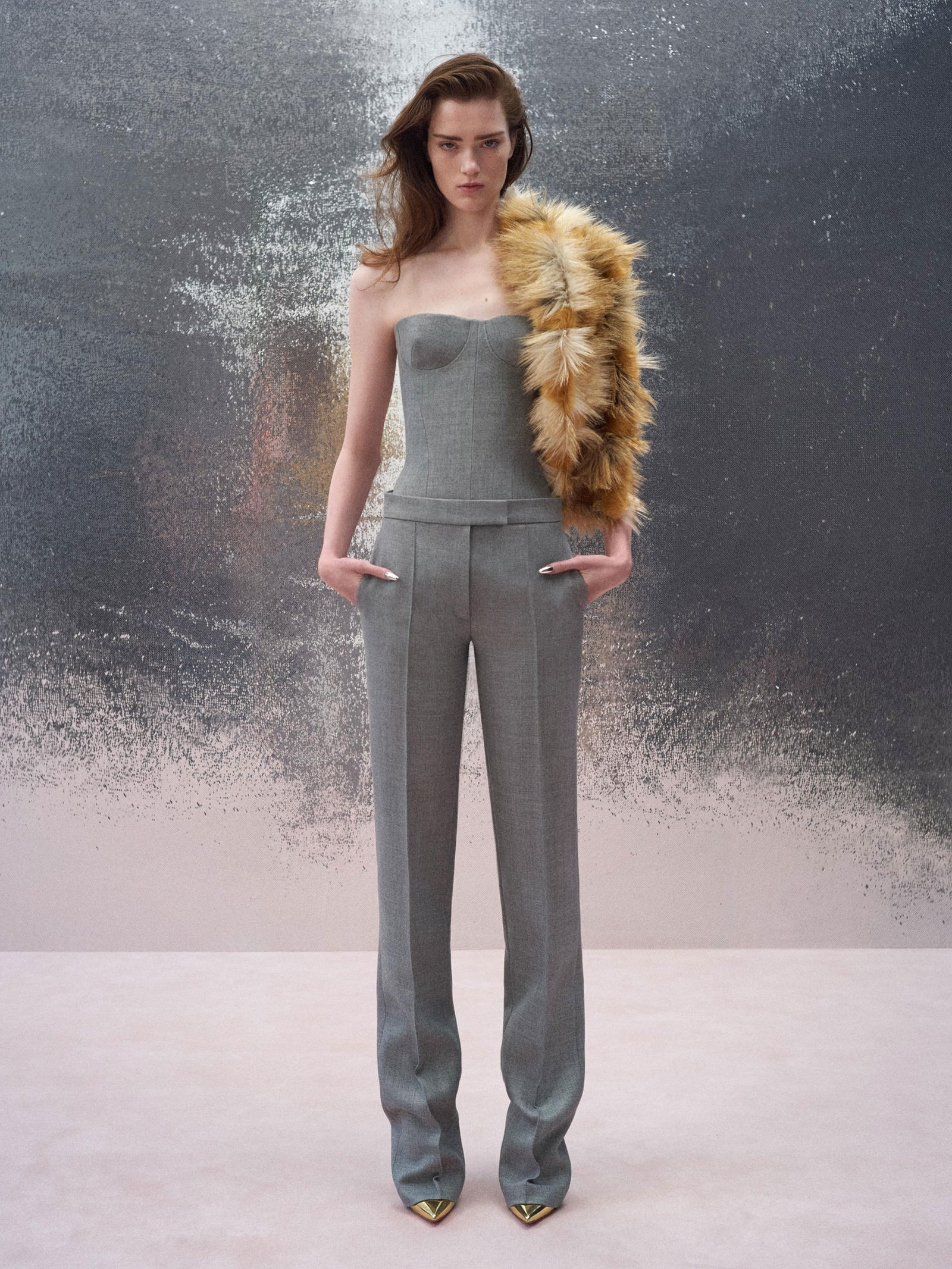 Alex Perry RE26 — Look 14