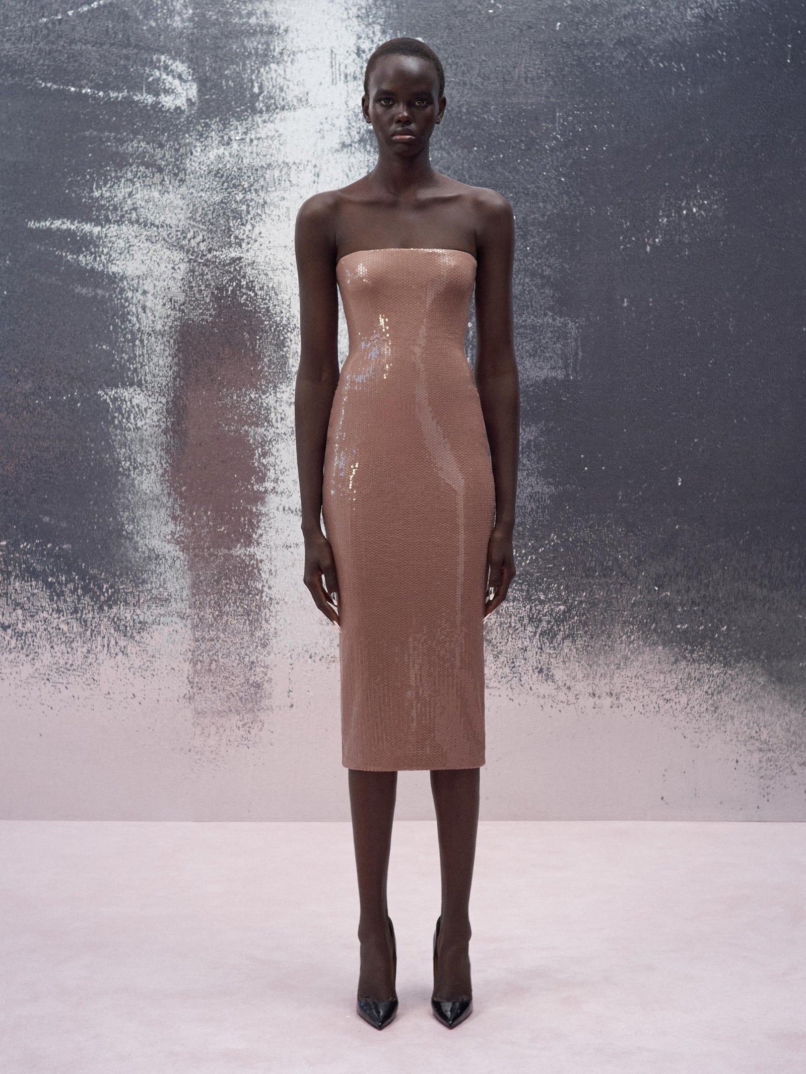 Alex Perry RE26 — Look 25