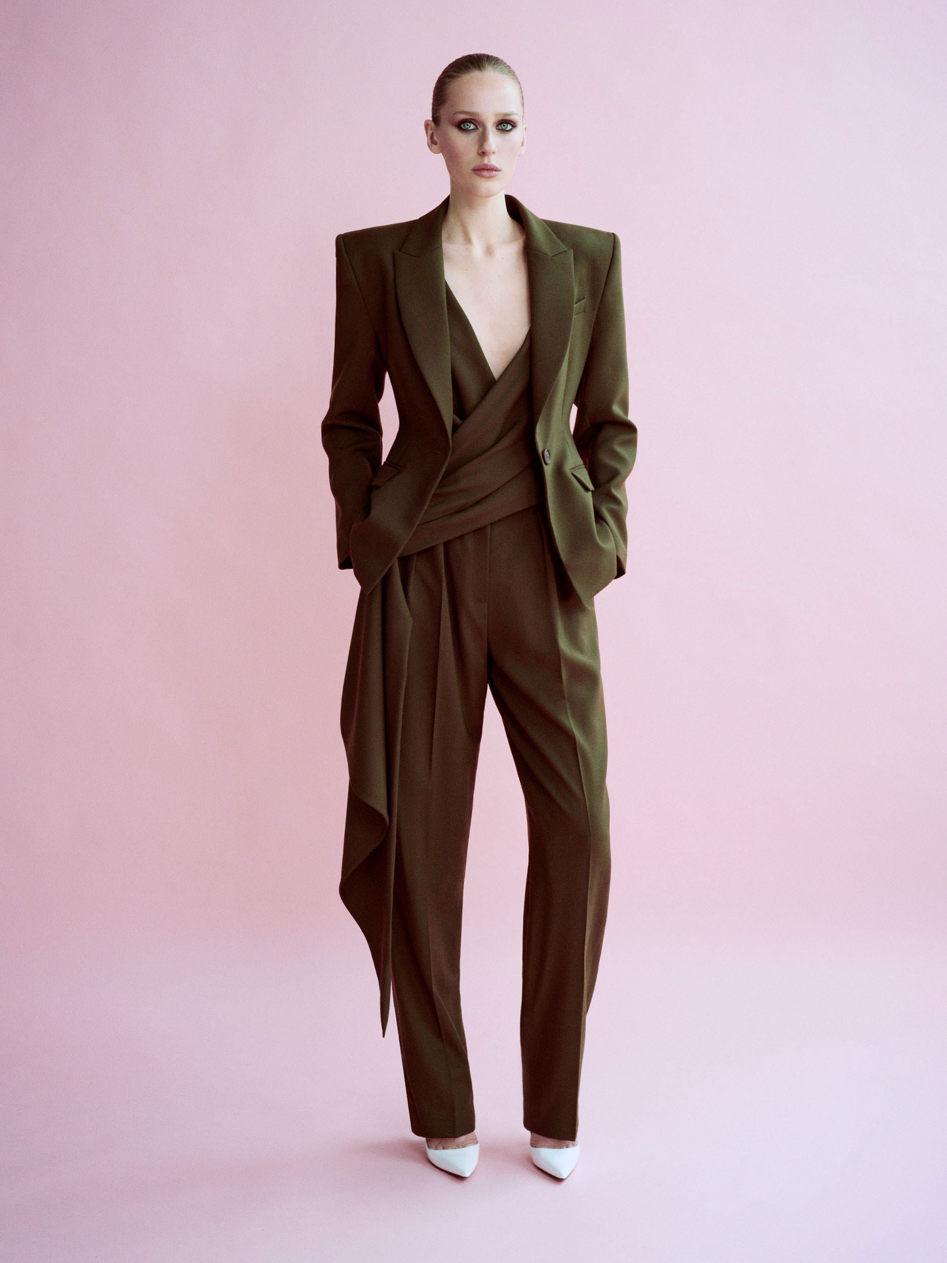 Alex Perry SS26 — Look 26