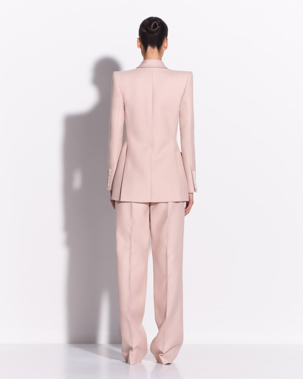 Single Breasted Fitted Blazer in Wool Suiting