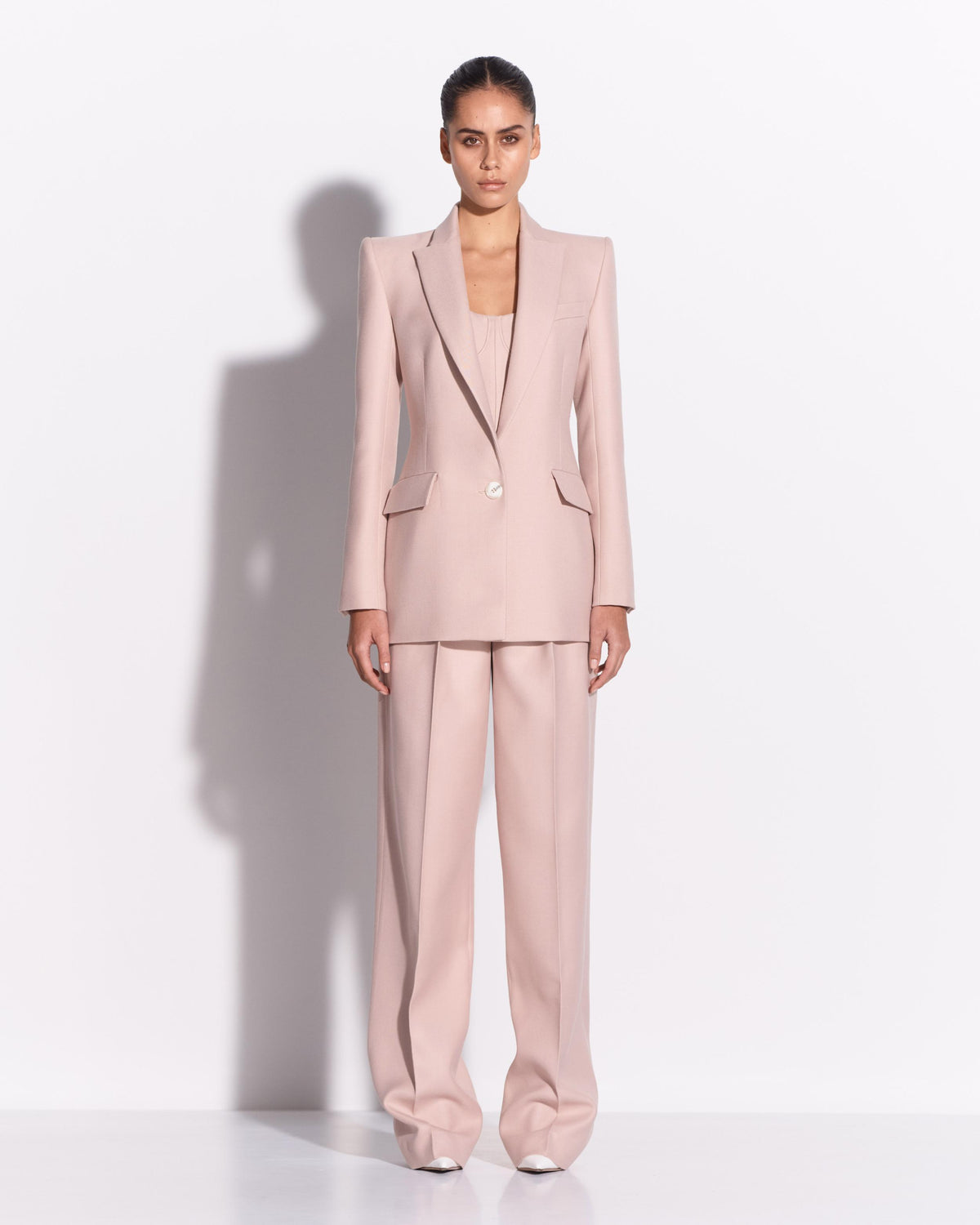 Single Breasted Fitted Blazer in Wool Suiting