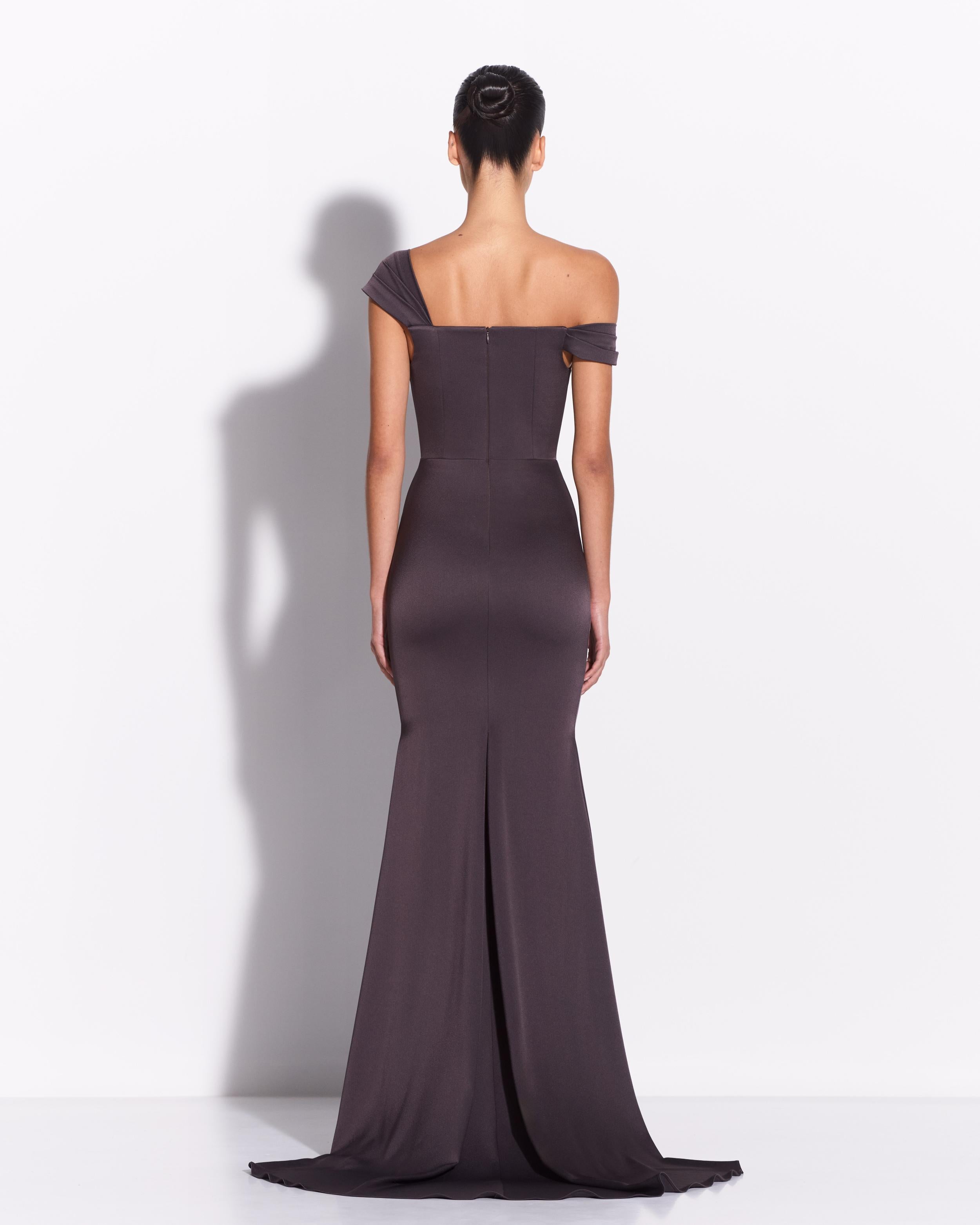 Sweetheart Gown in Satin Crepe