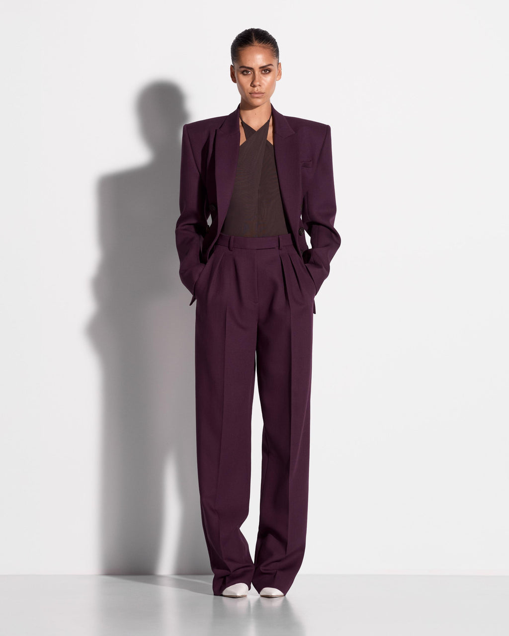 Tapered Trouser in Wool Suiting