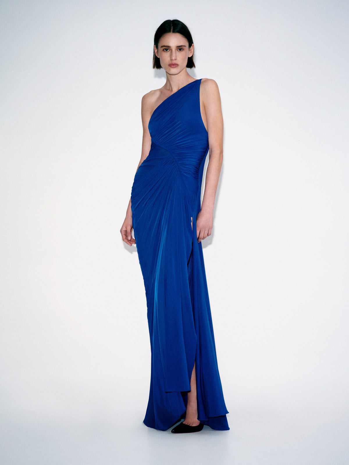 Alex Perry Pre Fall 2026 Look 25 - One Shoulder Ruched Gown in Jersey