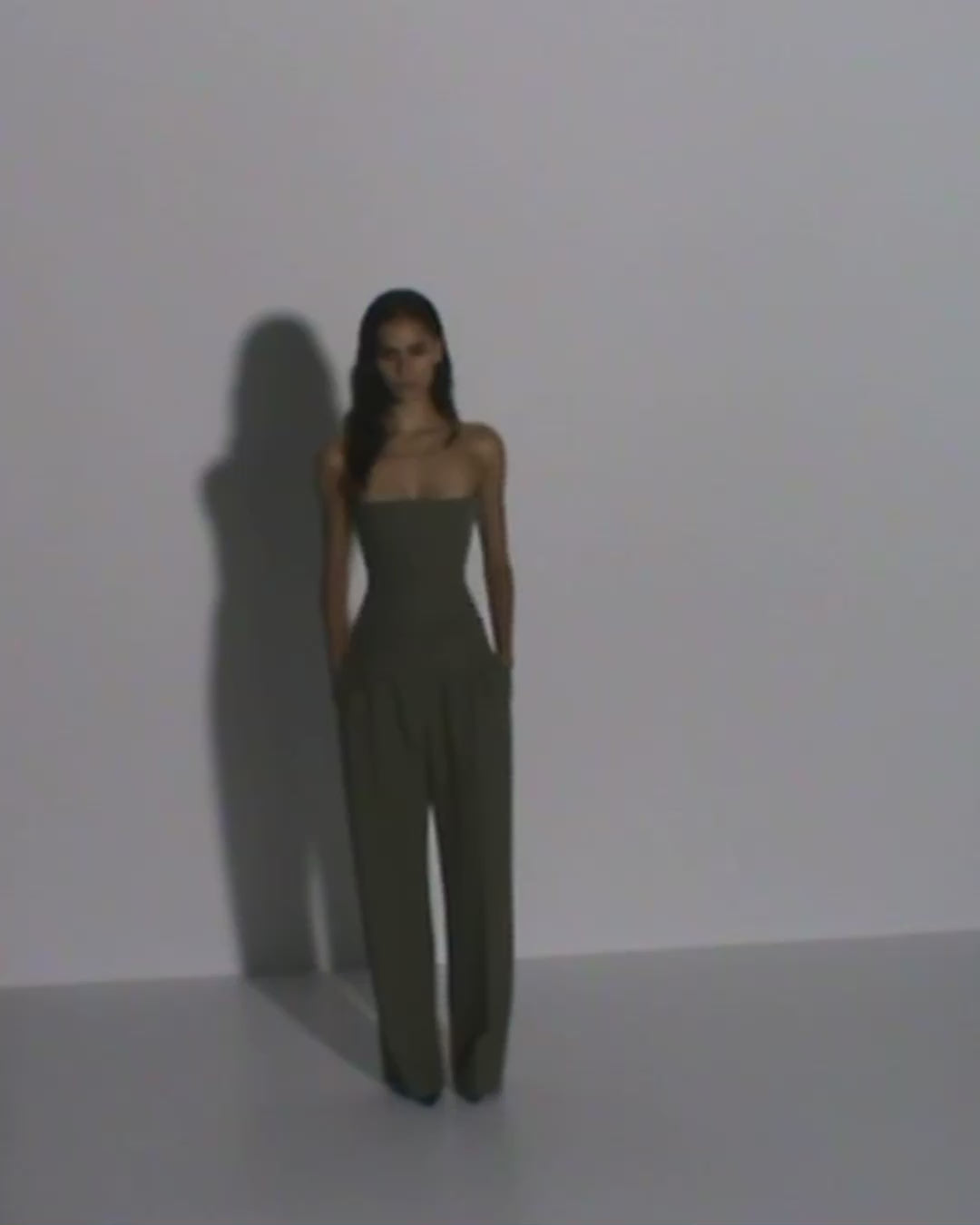 Pleated Trouser in Wool Suiting